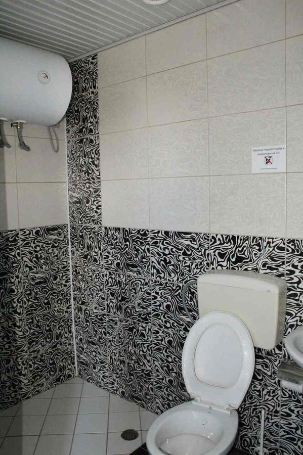 Hotel Kaqaniku Shëngjin Exteriér fotografie